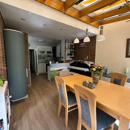 Zimmer 4-8 In Sehr Guter Lage Appartement Nuremberg